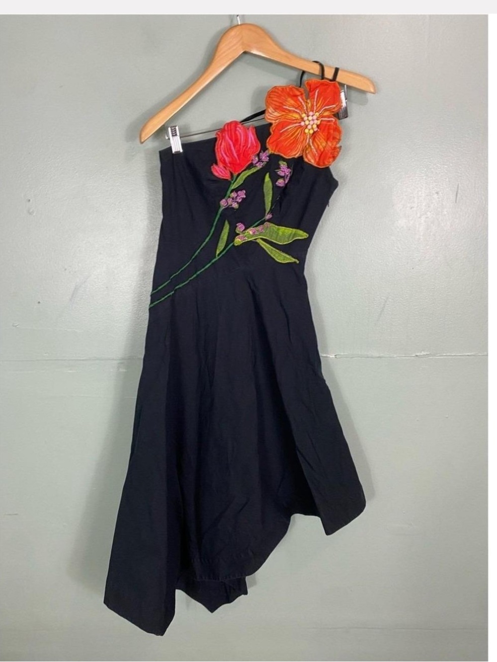 Anthropologie Black One-Shoulder Floral Appliqué Midi Dress - Picture 8 of 8